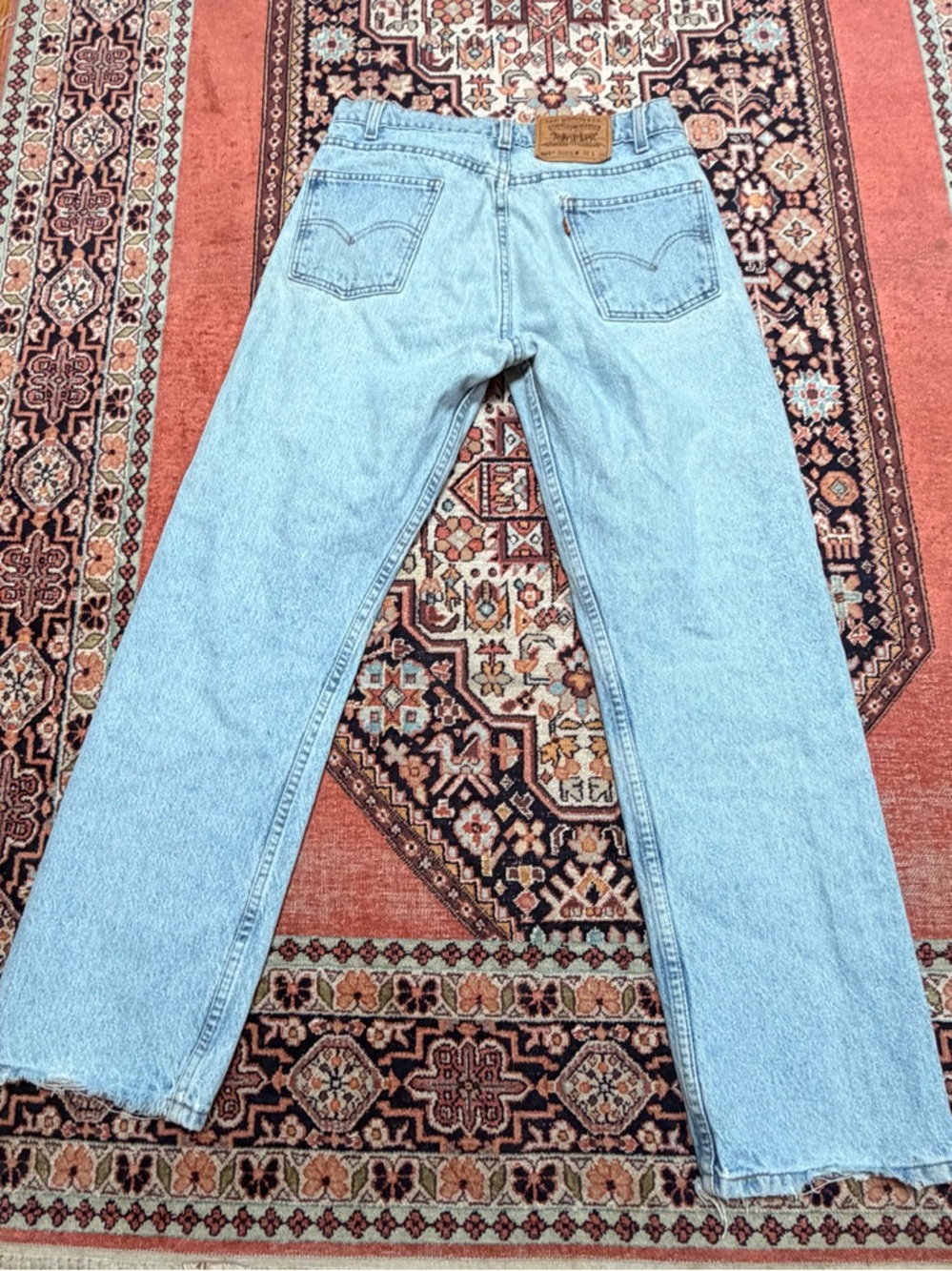 Vintage Levi's 505 Light Blue Distressed Boyfriend Jeans - Picture 7 of 16